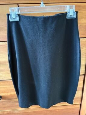 H&M Black Women's Pencil Skirt Gold Zipper Detail Size S